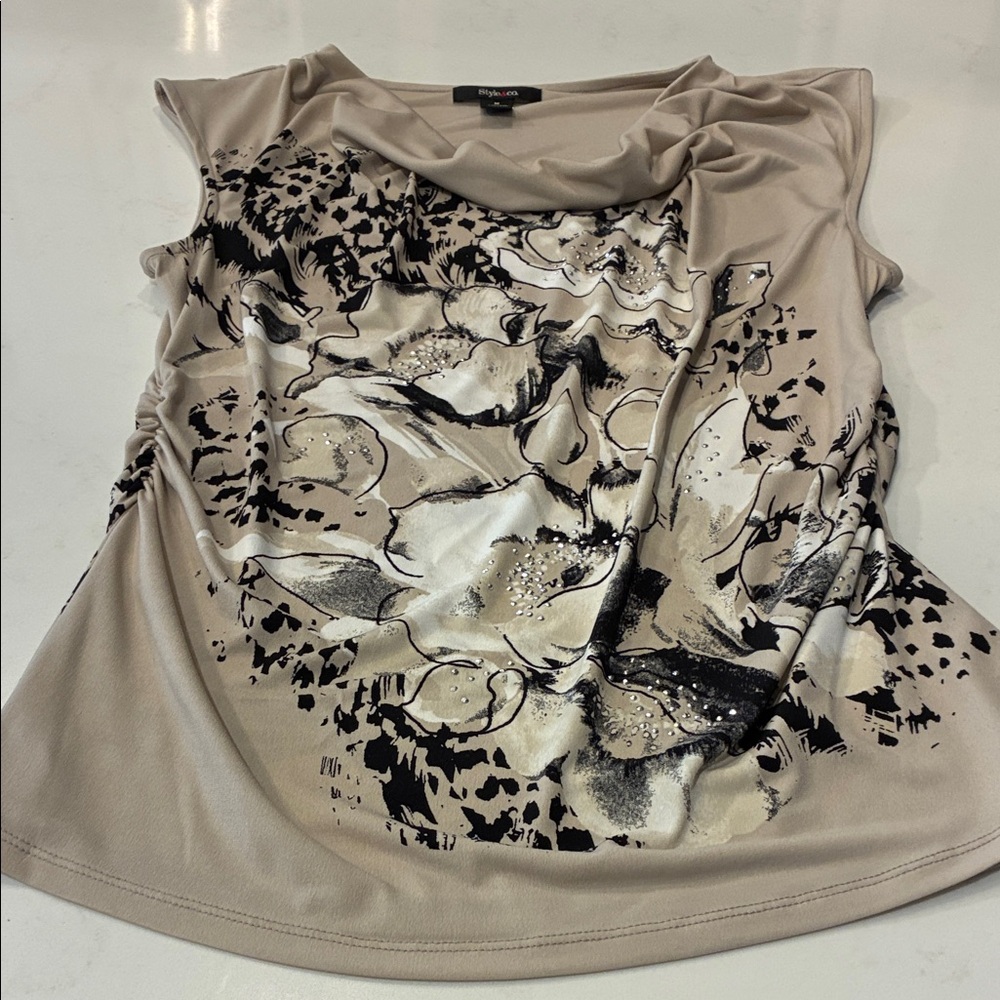 Elegant Beige Floral Women's Blouse
